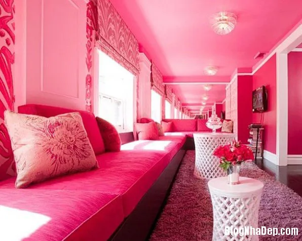 Cách trang trí ngọt ngào, dễ thương cho phòng khách màu hồng