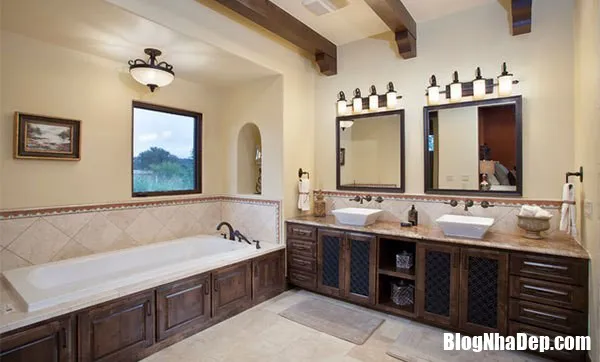 Phòng tắm theo phong cách Địa Trung Hải đầy thư giãn và cuốn hút