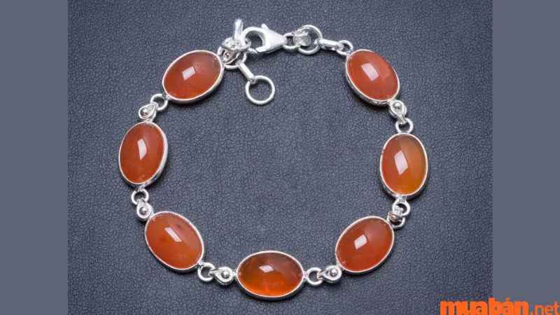 Đá Carnelian: Lịch sử, đặc tính và ý nghĩa phong thủy chuẩn xác nhất